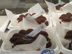 -85度C(生甜甜圈研究工坊·上海局门店)