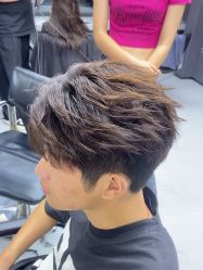 -宫铭烫发染发接发店