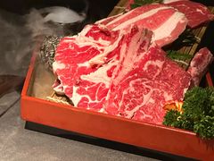 -铭牛烧肉·和牛海鲜自助(高新月牙湖店)