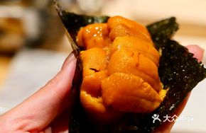 Sea Urchin Roll