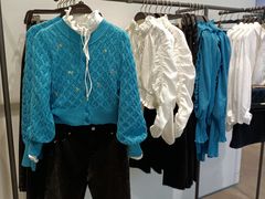 -URBAN REVIVO(上海中庚漫游城店)