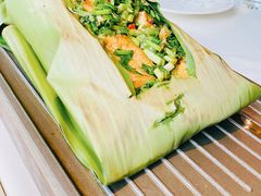 芭蕉叶包烧豆腐-沿途四季·云南菜(建外大街店)