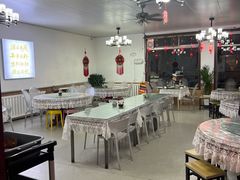 -天天向上素食餐厅(五台山店)