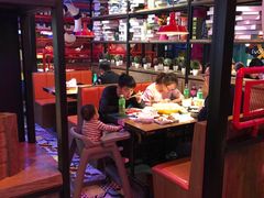 大堂-多嘴超级肉蟹煲(杉杉国潮主题店)
