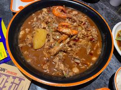 -胖哥俩肉蟹煲(长沙高铁吾悦广场店)