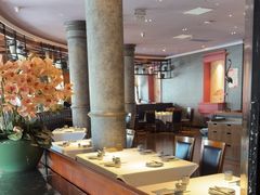 -八府香鸭·啫啫煲(华山路店)