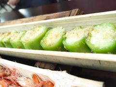 -胡须哥网红竹筒菜