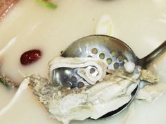 -三人行骨头王火锅(长寿店)