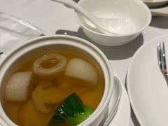松茸竹荪汤-南麓·浙里(外滩店)