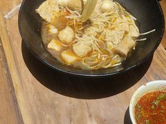 -万记麻辣烫国展总店