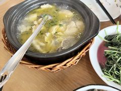 -品鲜村农家菜·阳澄湖大闸蟹(总店)