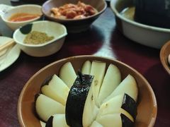 特色东北冻梨-喝丢一只鞋·东北烤肉·烧烤·铜火锅(江宁店)