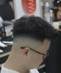 -豪帅男士理容馆