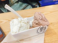 牛乳冰淇淋-野人先生现做冰淇淋(北京环宇荟店)