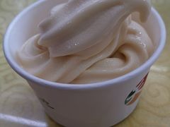豌豆黄味儿冰淇淋-护国寺小吃(地安门店)