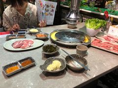 -哈哈碳都·牛肋条无限自助烤肉(台江万达店)