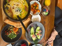 -桥香园过桥米线(国贸店)