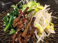 -山川小町·极番烧肉(新地假日广场店)