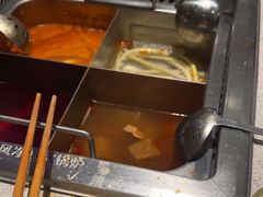-海底捞火锅(芜湖银泰城店)