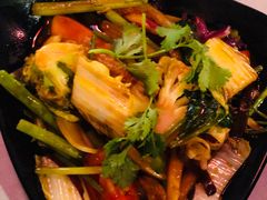 -Lanterns Vietnamese Restaurant