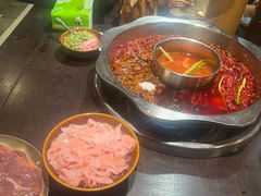 -一朵菌·野生菌探索家火锅(南亚店)