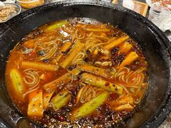 -鸿顺老铁锅美蛙鱼府(解放碑店)