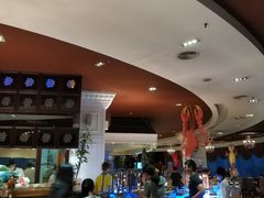 -荣誉国际酒店-云顶旋转餐厅