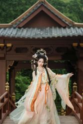 -苏州窝边小草摄影·汉服妆造跟拍(拙政园店)