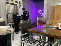 -牛串门串串香(东直门簋街总店)