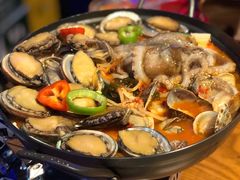 -鑫釜山海鲜烧烤(鑫丰国际店)