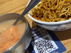 武汉热干面-文叔·湖北名小吃·小龙虾(华强北店)