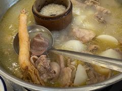 -朴小妹人参鸡汤火锅(长白山万达店)