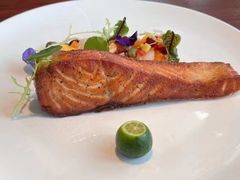 -MONICH牛排融合餐厅(和义大道购物中心店)