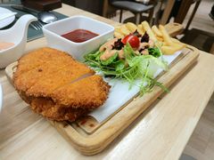 -刀叉遇上筷子中西融合餐厅(和平店)