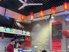 -爆炸头阿姨小四川正宗川味小吃(无任何分店)