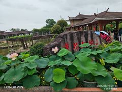 -广州莲花山旅游区