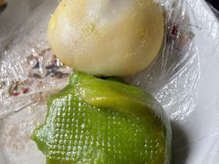 马兰头鲜肉青团-沈大成(南京东路店)