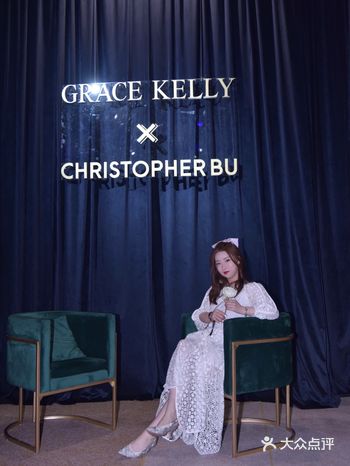 舞台剧院式婚纱秀GRACE KELLY 色彩炼金术