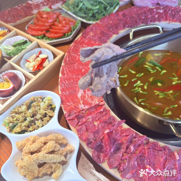 这顿火锅吃出了丽江旅行的高光时刻！