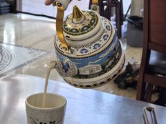 -粘豆包柴火铁锅炖