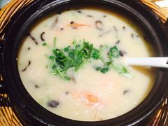 -颐和•海鲜砂锅粥•啫啫煲(奥林匹克广场店)