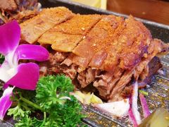 蒙古烤羊背-德乐海蒙餐