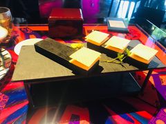 鱼子酱片皮鸭-上海滩餐厅(BFC外滩金融中心店)