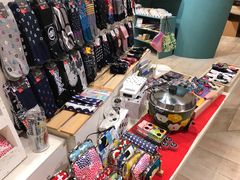 -诚品(信义店)