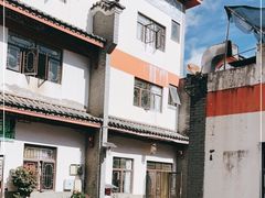 -墨江小城故事餐厅