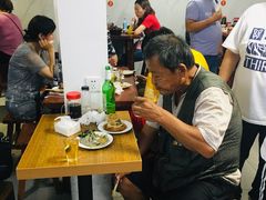 大堂-宝瑞门钉肉饼店