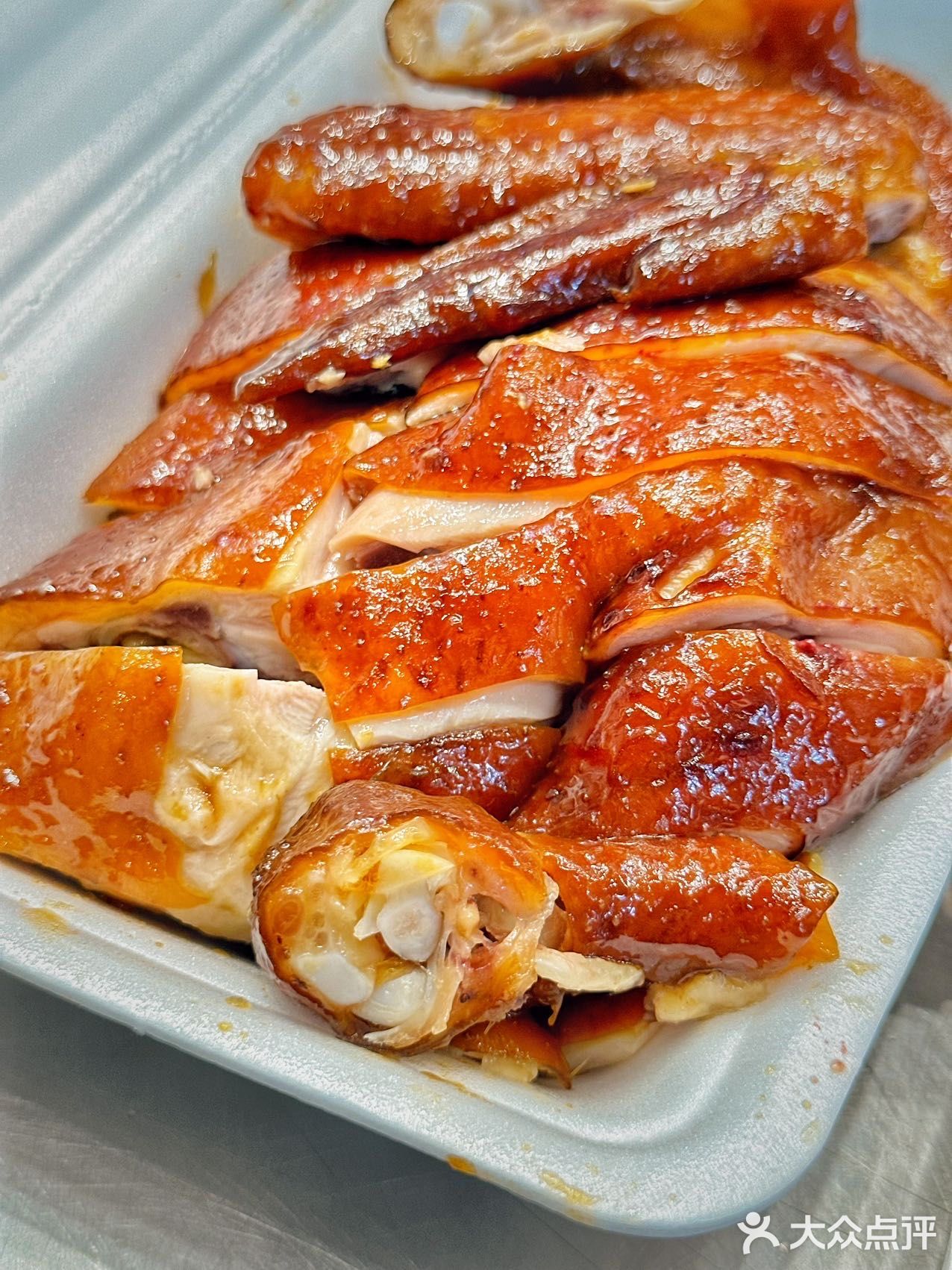 销魂脆皮烧肉｜手撕猪手每日排长龙烧腊店推荐