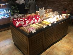 -皇冠幸福里动物奶油生日蛋糕(宗关地铁店)