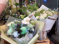 -弗劳尔花艺坊(龙涛店)