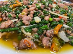 特色尖椒兔-江湖黑大兔(杨家坪店)